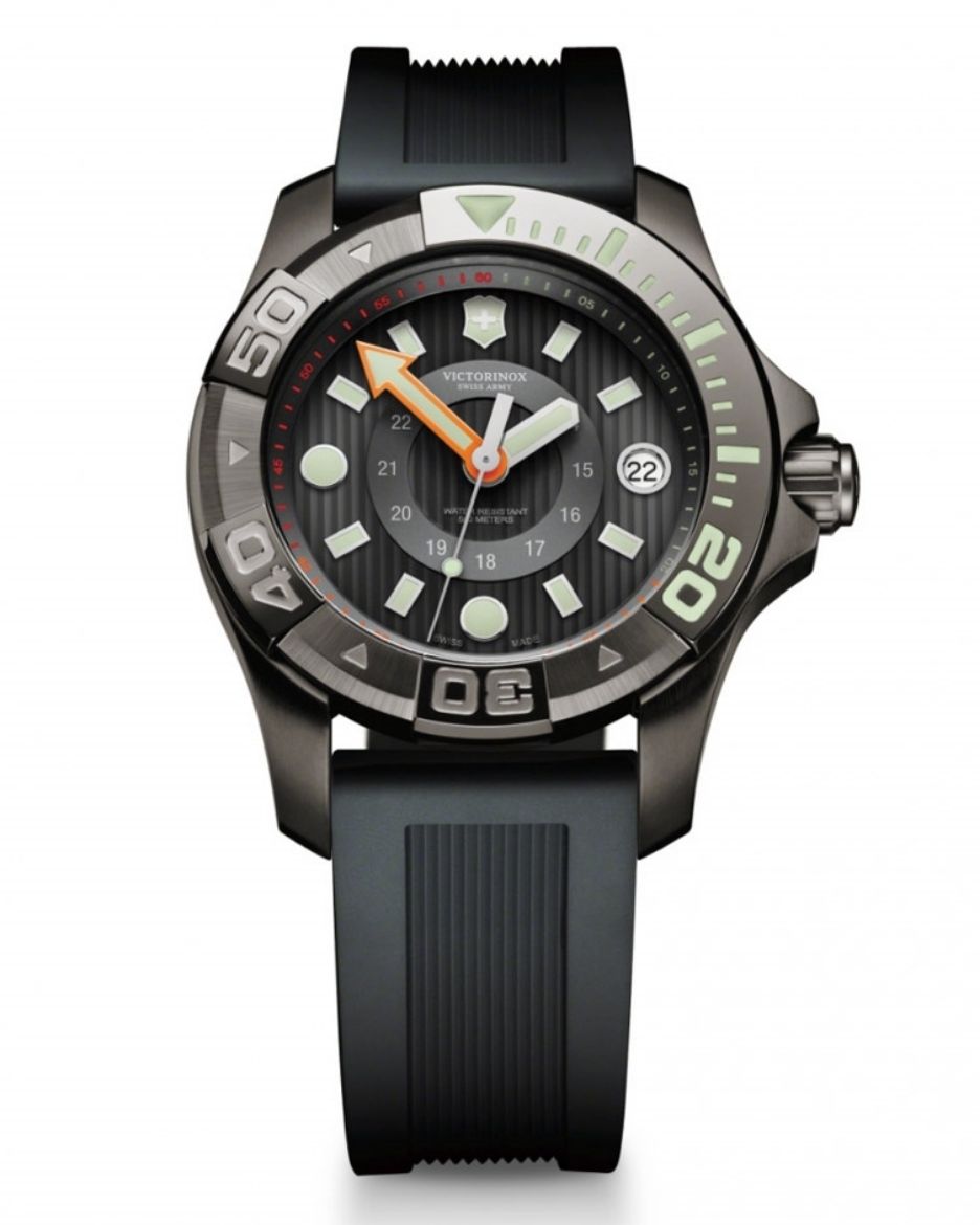 Victorinox Swiss Army Dive Master 500 Bayan Saati 241555.1