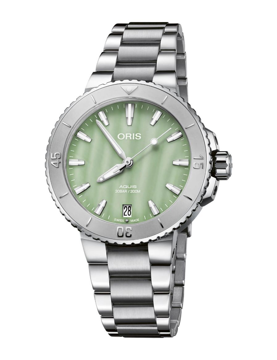 Oris New Aquis Date 36,5 mm 01 733 7770 4157-07 8 18 05P