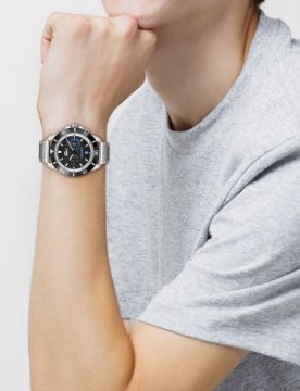 Lacoste Quartz Erkek Kol Saati LAC2011342