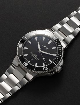 01 733 7789 4154-07 8 23 04PEB