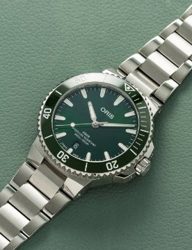 01 733 7787 4157-07 8 22 04PEB