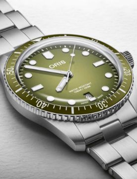Oris Divers Sixty-Five Date 01 733 7707 4057-07 8 20 18