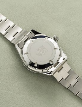 Oris Divers Sixty-Five Date 01 733 7707 4057-07 8 20 18