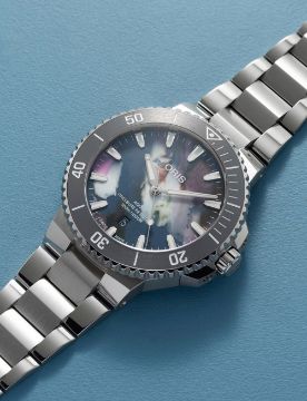 Oris Aquis Date Upcycle 01 733 7789 4150-07 8 23 04PEB
