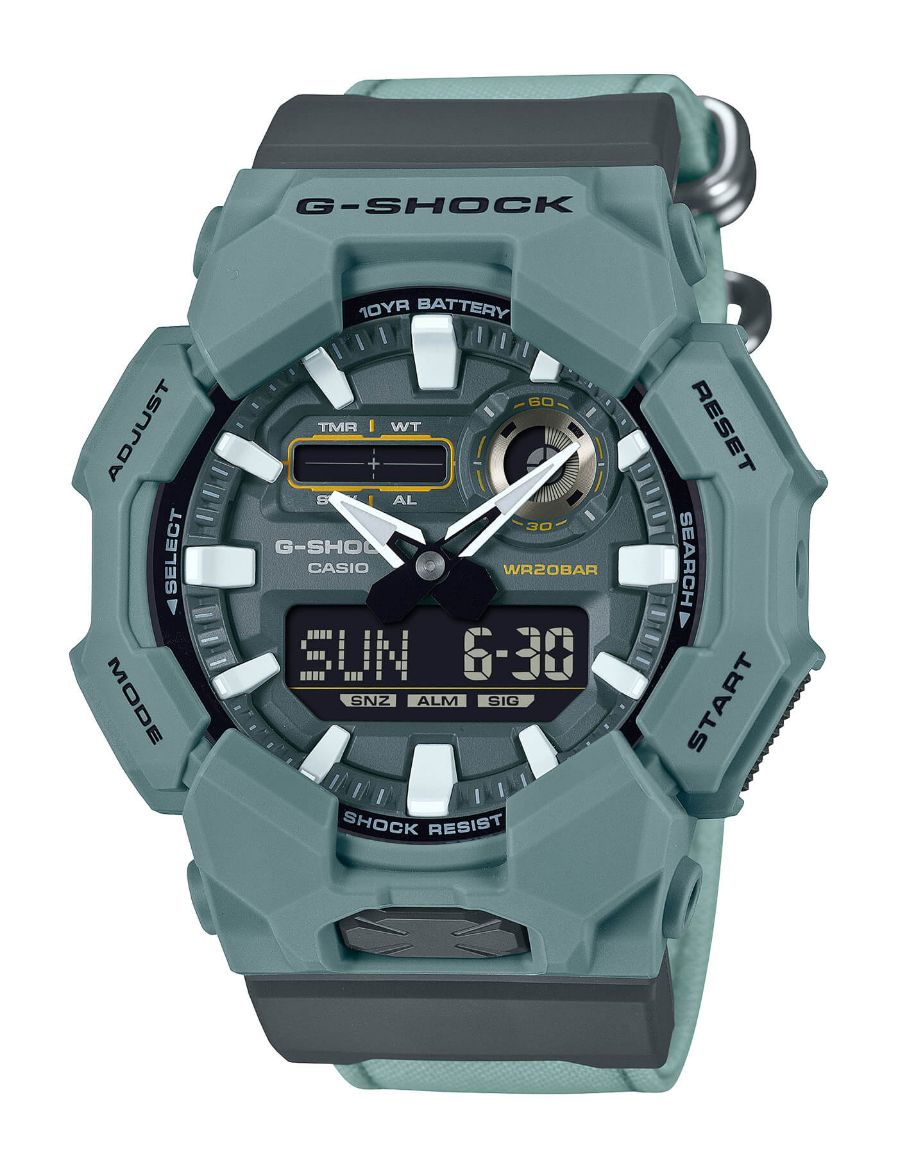 G-Shock Carbon  GA-010CE-2ADR