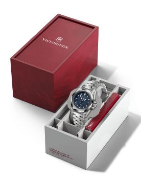 Victorinox I.N.O.X. Small 32 mm Quartz Saat VS 242038